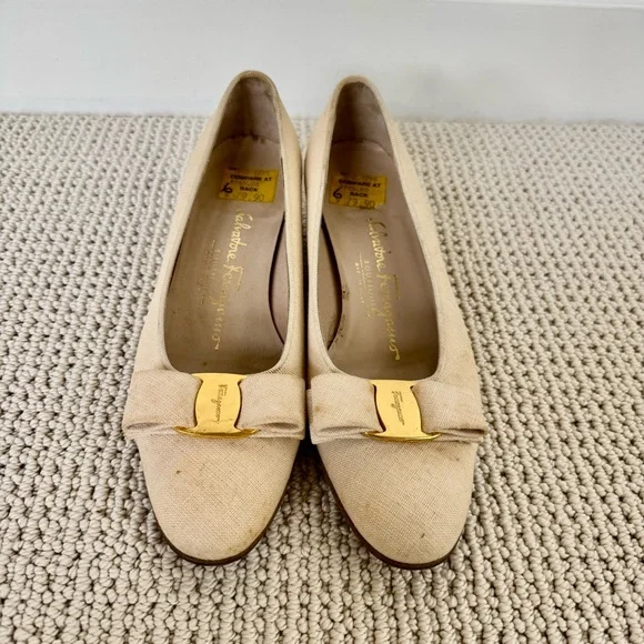 Vintage 90s Ferragamo Vara bow pumps 6B Made in Italy - Picture 1 of 7